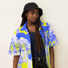 Load image into Gallery viewer, Floral Frieze button up
